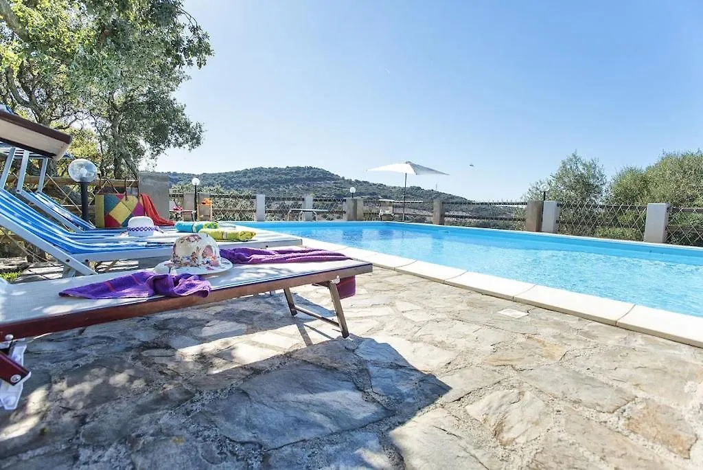 Putifigari Villa Olive Tree, Immersa Nella Natura Per Relax E Quiete