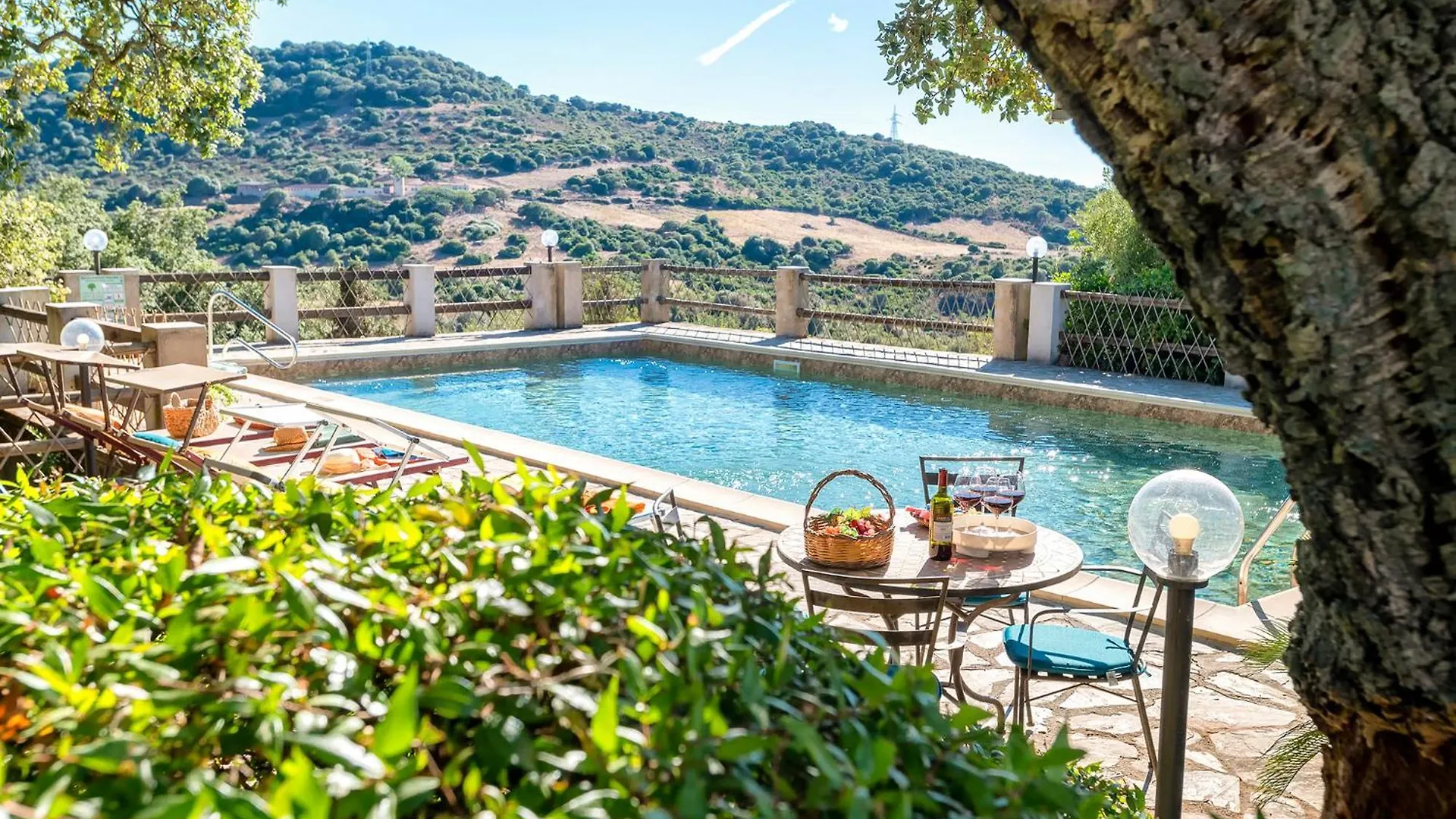 Putifigari Villa Olive Tree, Immersa Nella Natura Per Relax E Quiete 0*,
